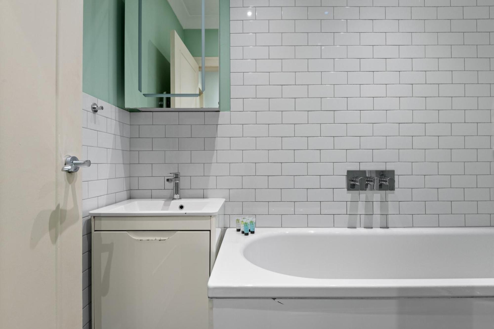 Londwell, Boutique Bliss Nestled In Knightsbridge By Harrods Londra